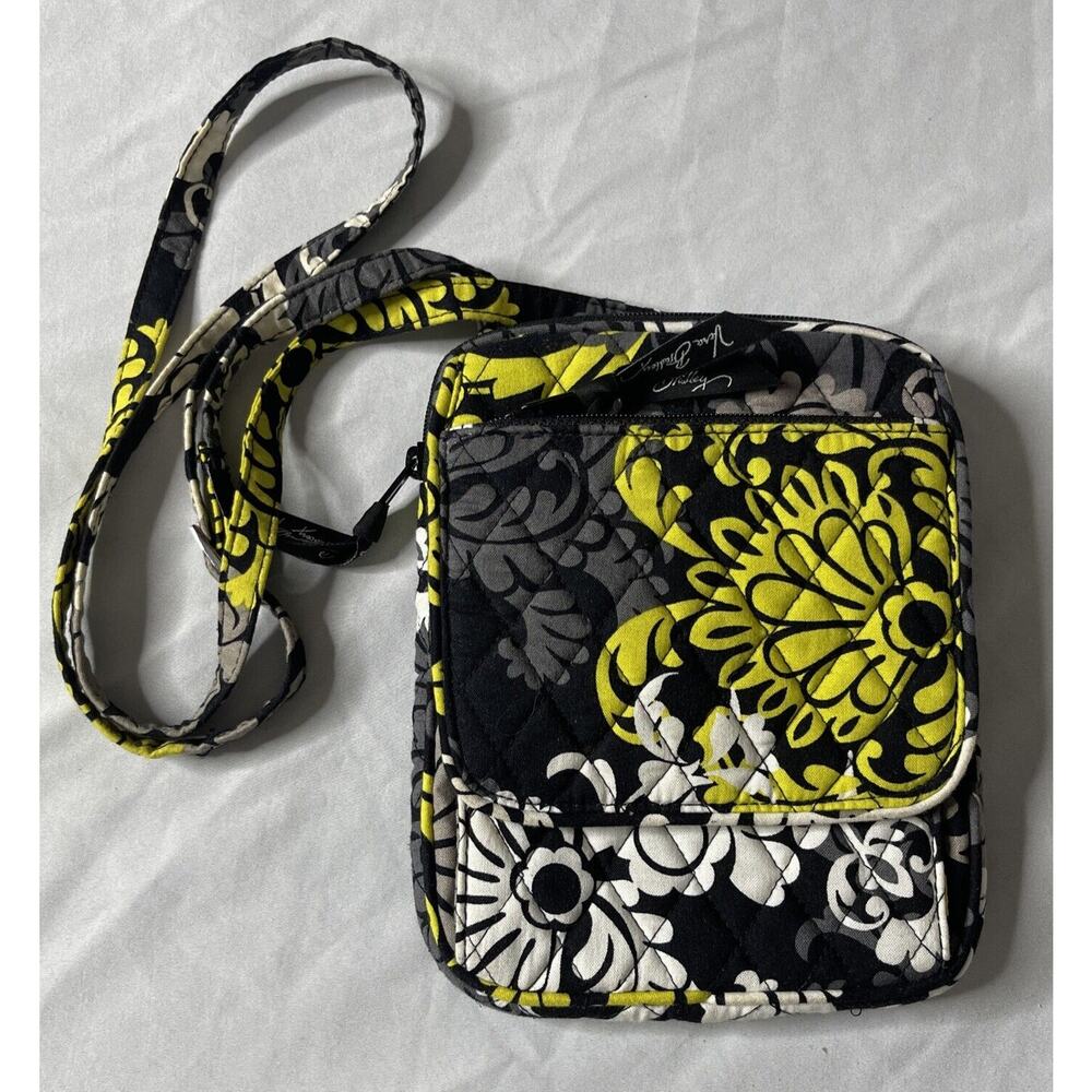Vera Bradley Crossbody Hipster Purse‎ Yellow, Black White & Floral Mature Design